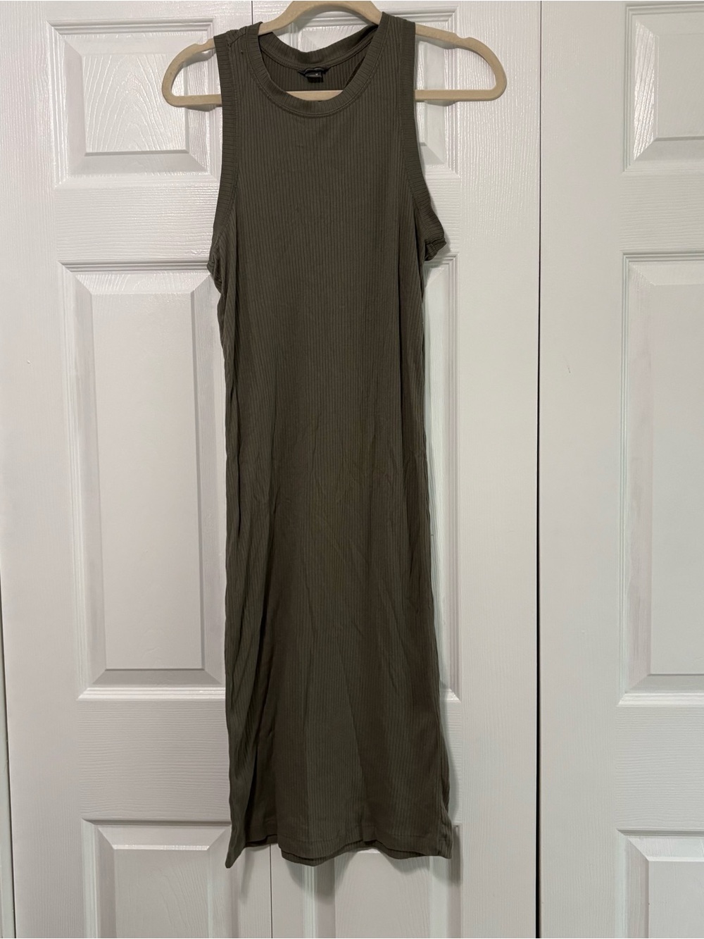 Eddie Bauer Olive Ribbed Sleeveless Midi Dress Medium Summer Casual athletic